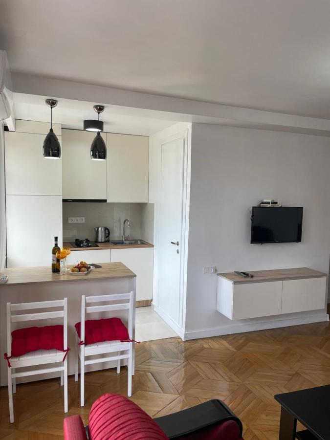 Apartment 2 Minutes From The Sea Batumi Exterior foto