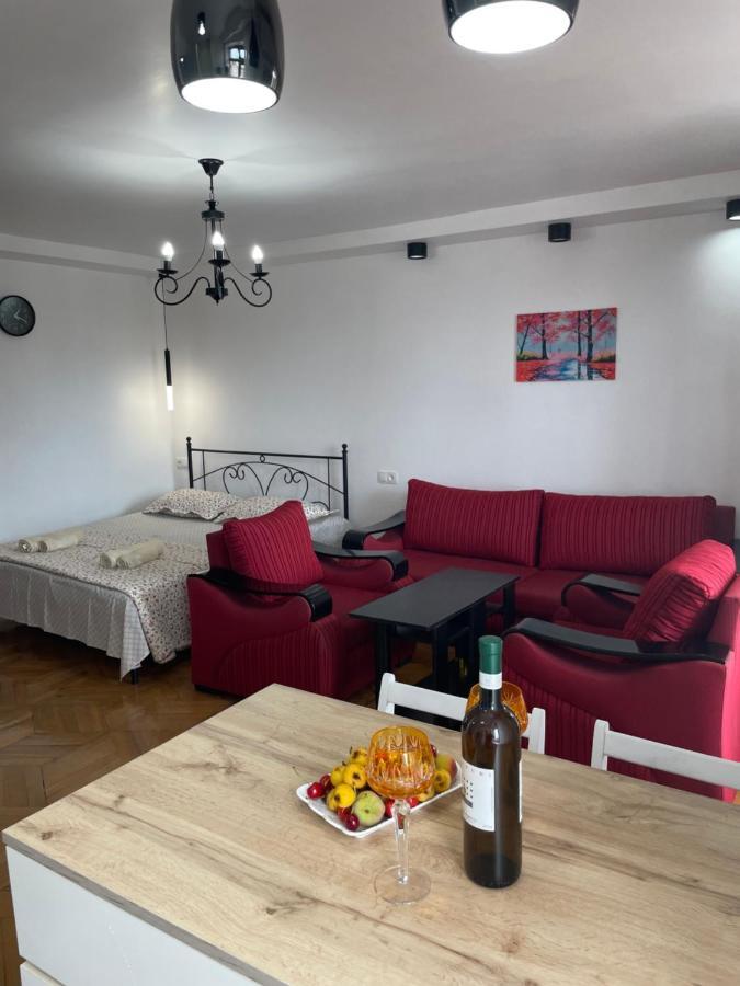 Apartment 2 Minutes From The Sea Batumi Exterior foto
